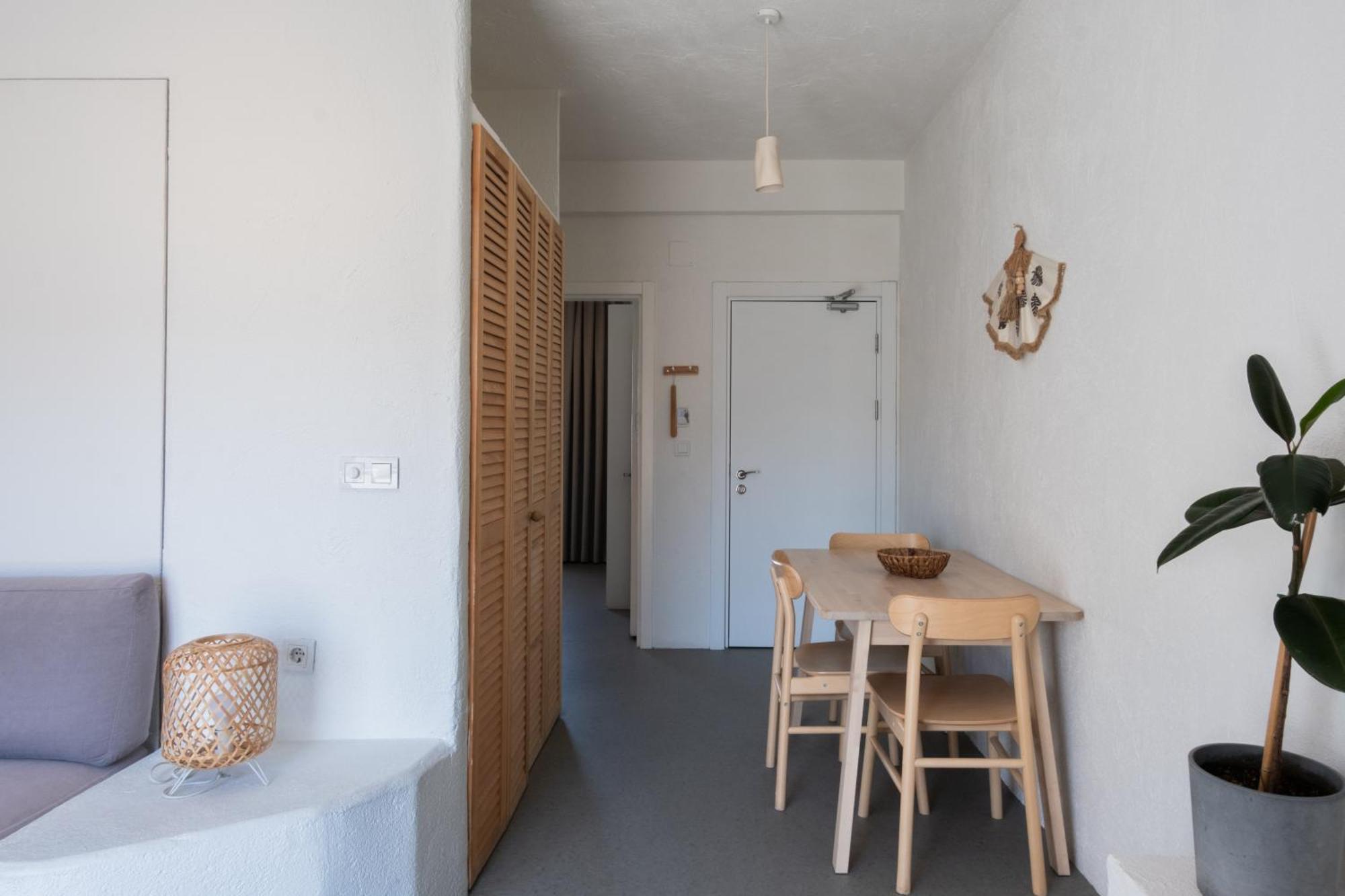 Готель L'olive Homes